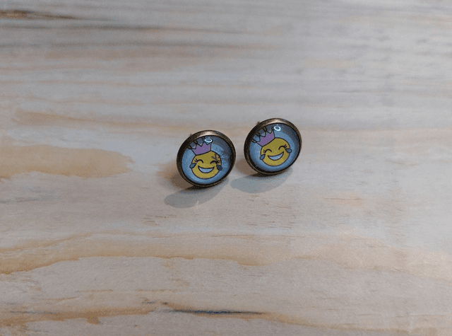 Boucles d&#039;oreille Cabochon Smiley Princesse