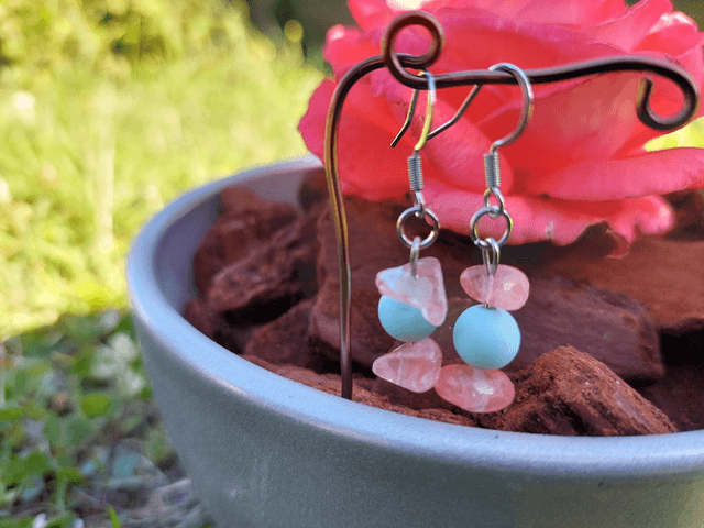 Boucle d&#039;oreille pendante Pierre &amp; Perle