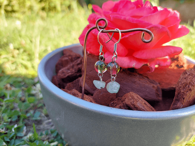 Boucle d&#039;oreille pendante Pierre &amp; Perle