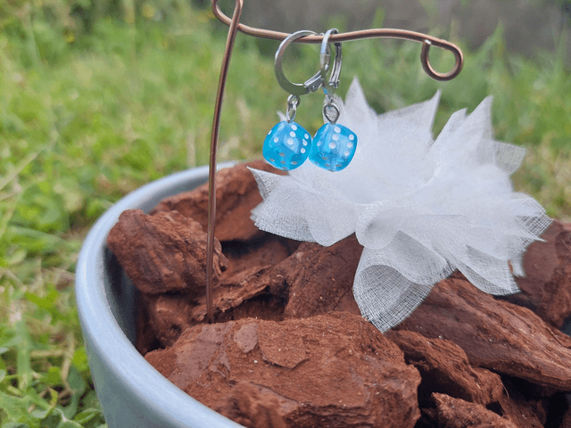 Boucle d&#039;oreille pendante Pierre &amp; Perle