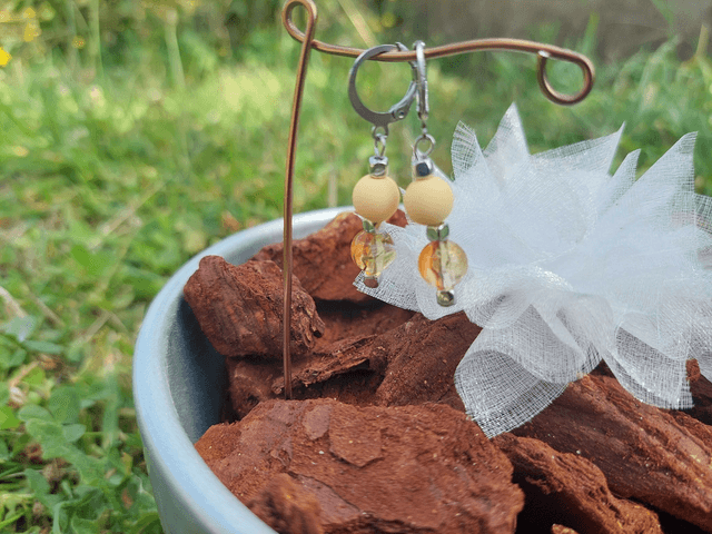 Boucle d&#039;oreille pendante Pierre &amp; Perle
